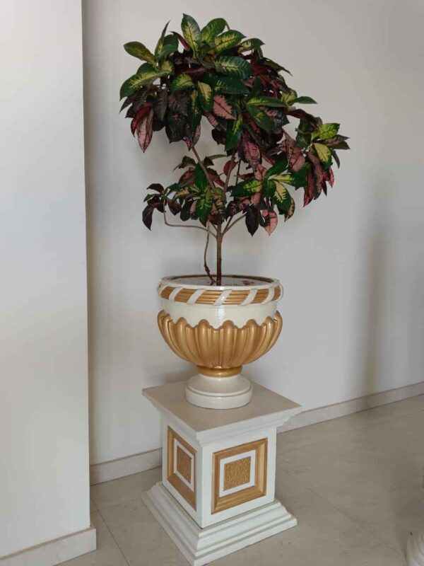 Flower Pot 12