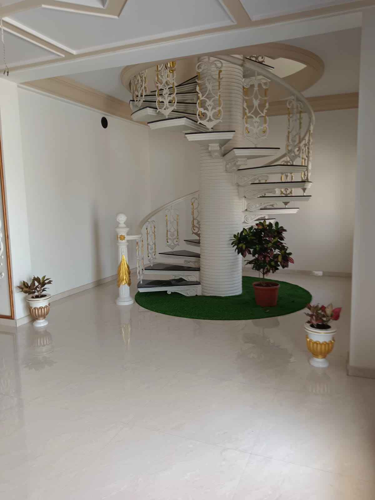 Flower Pot's - Image 14